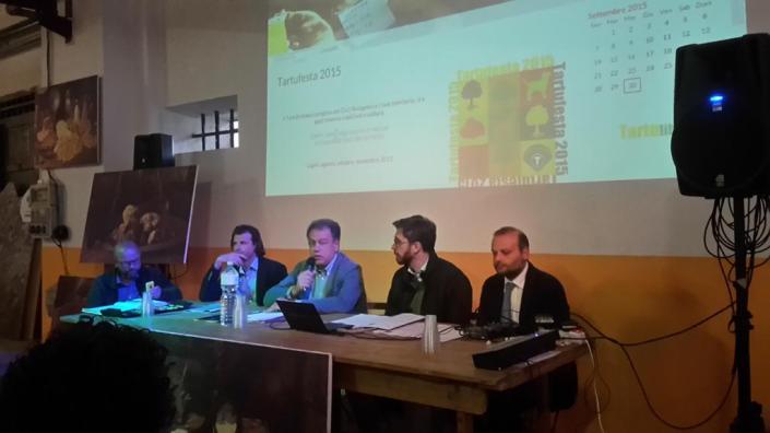 CQJa9tnWEAAH4uV.jpg large